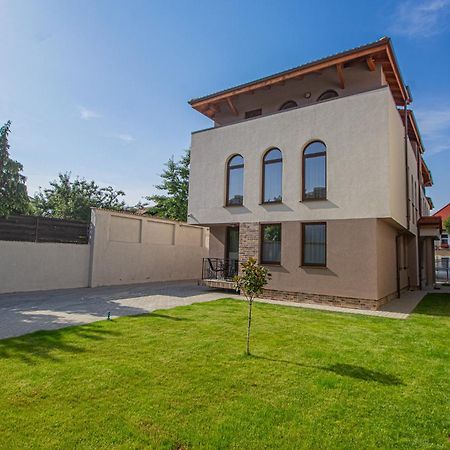Cozy Brand New Boutique Aparthotel Brașov Exterior foto